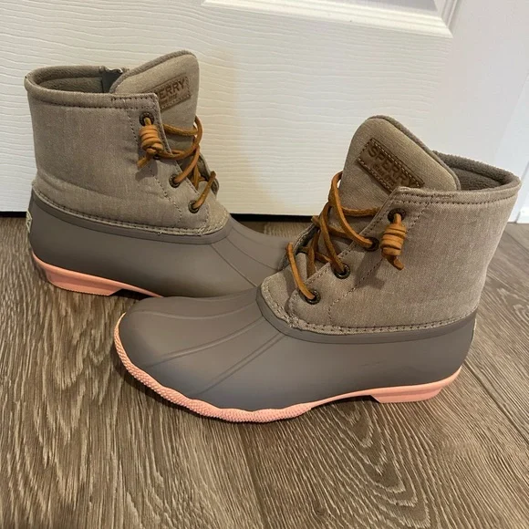 Sperry Women's Winter Boots - Tan and Pink - Picture 4 of 7